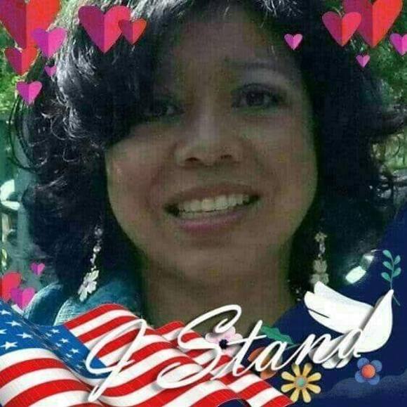 Meet your Posher, Loretta - Picture 1 of 1